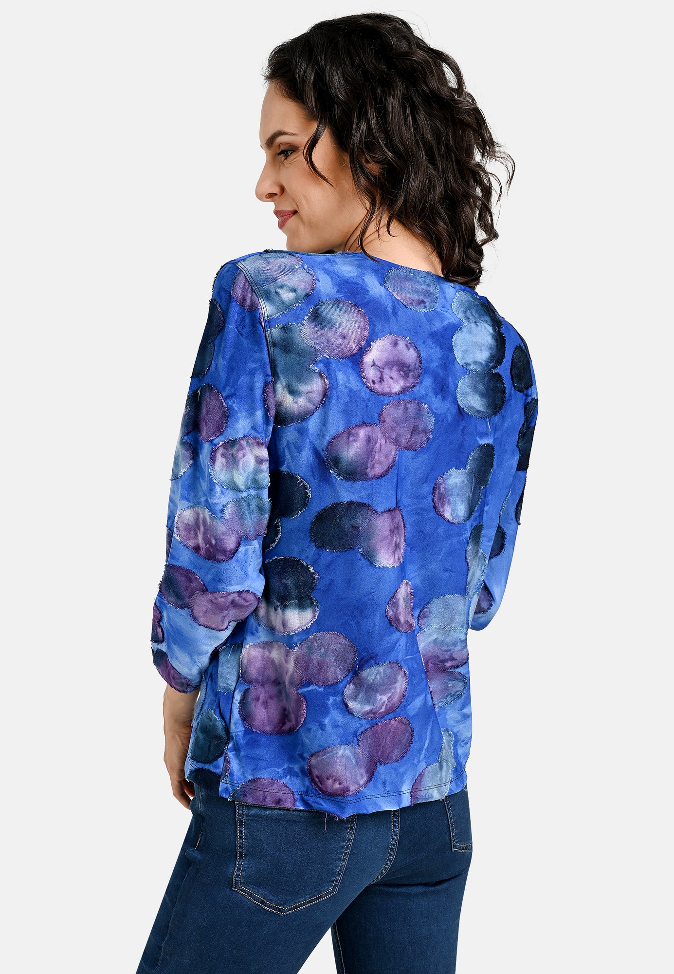 24602 Shirt mit Kreis-Motiven in Blau