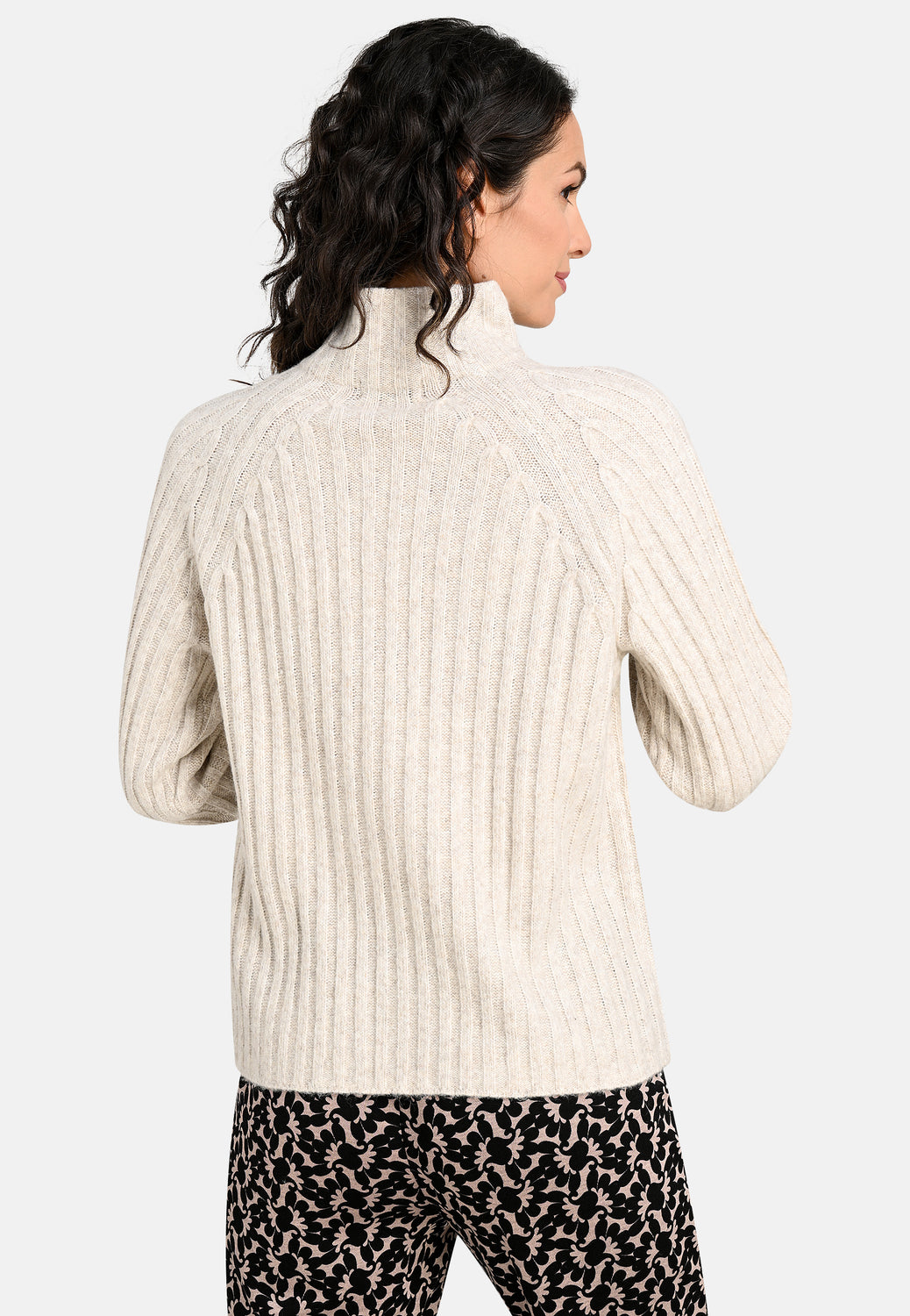 24619 Rippstrickpullover in Sand