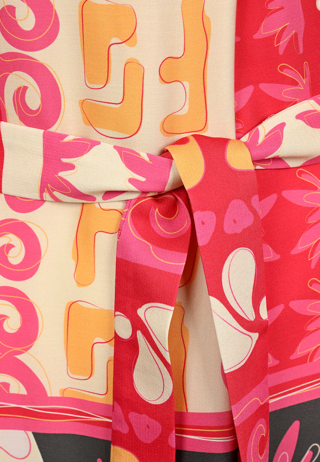 25416 Kleid mit Ethno-Print in Pink