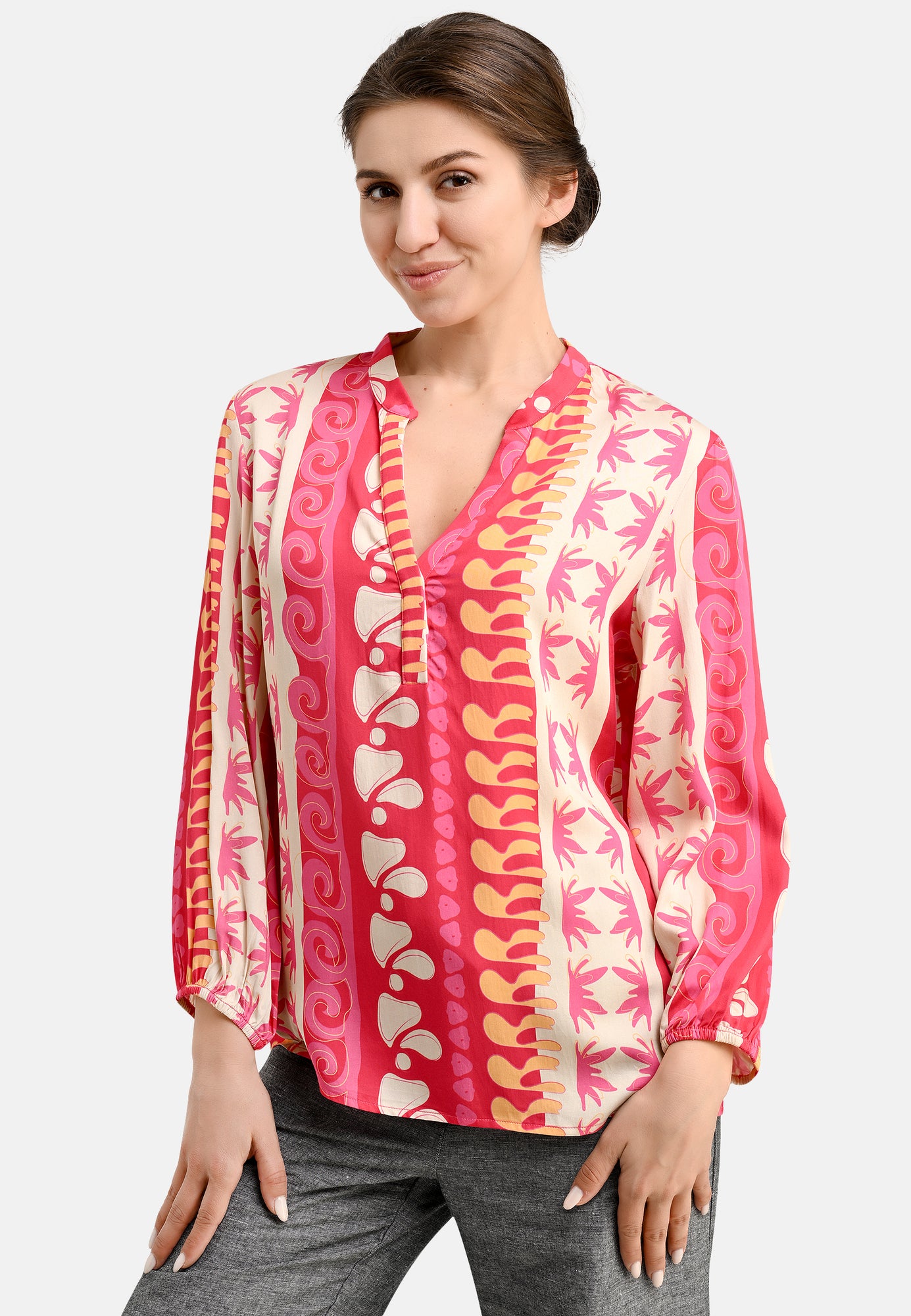 25417 Bluse mit Ethno-Print in Pink