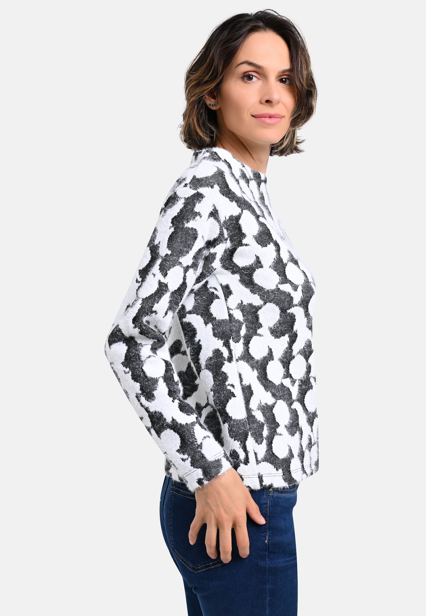25719 Shirt mit grafischem Muster in Anthrazit/Weiß