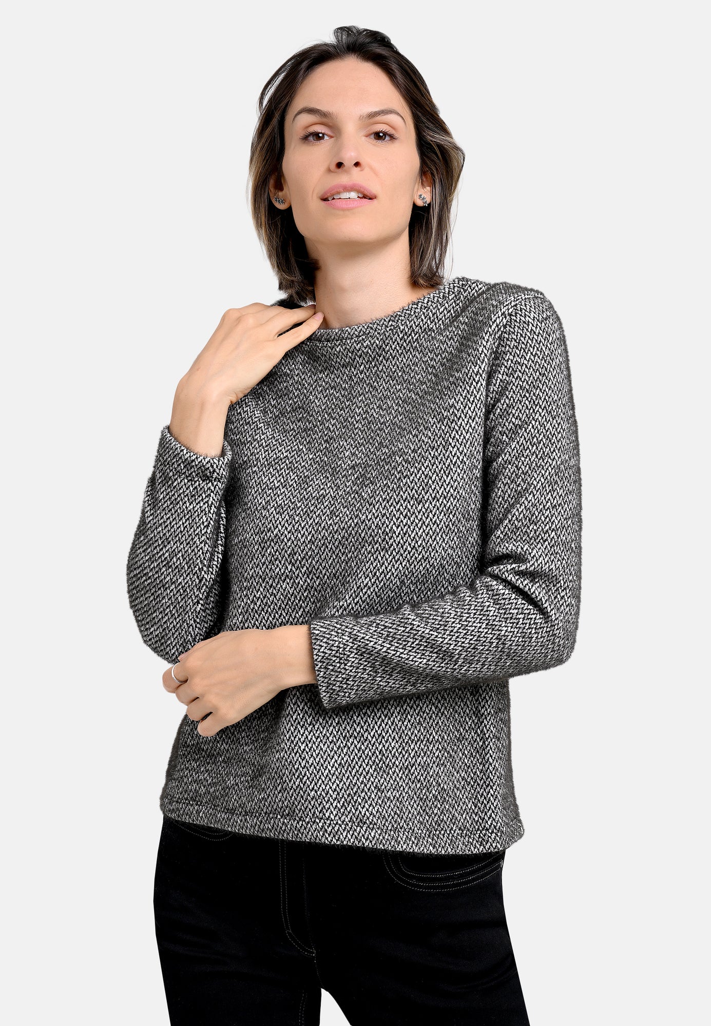 25722 Shirt mit grafischem Muster in Schwarz/Weiß