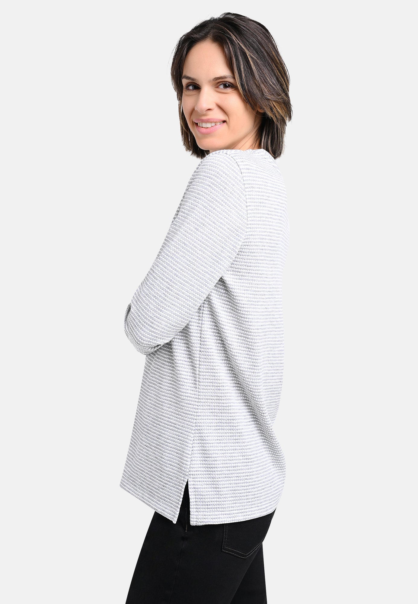 25728 Shirt met grafisch patroon in grijs/wit