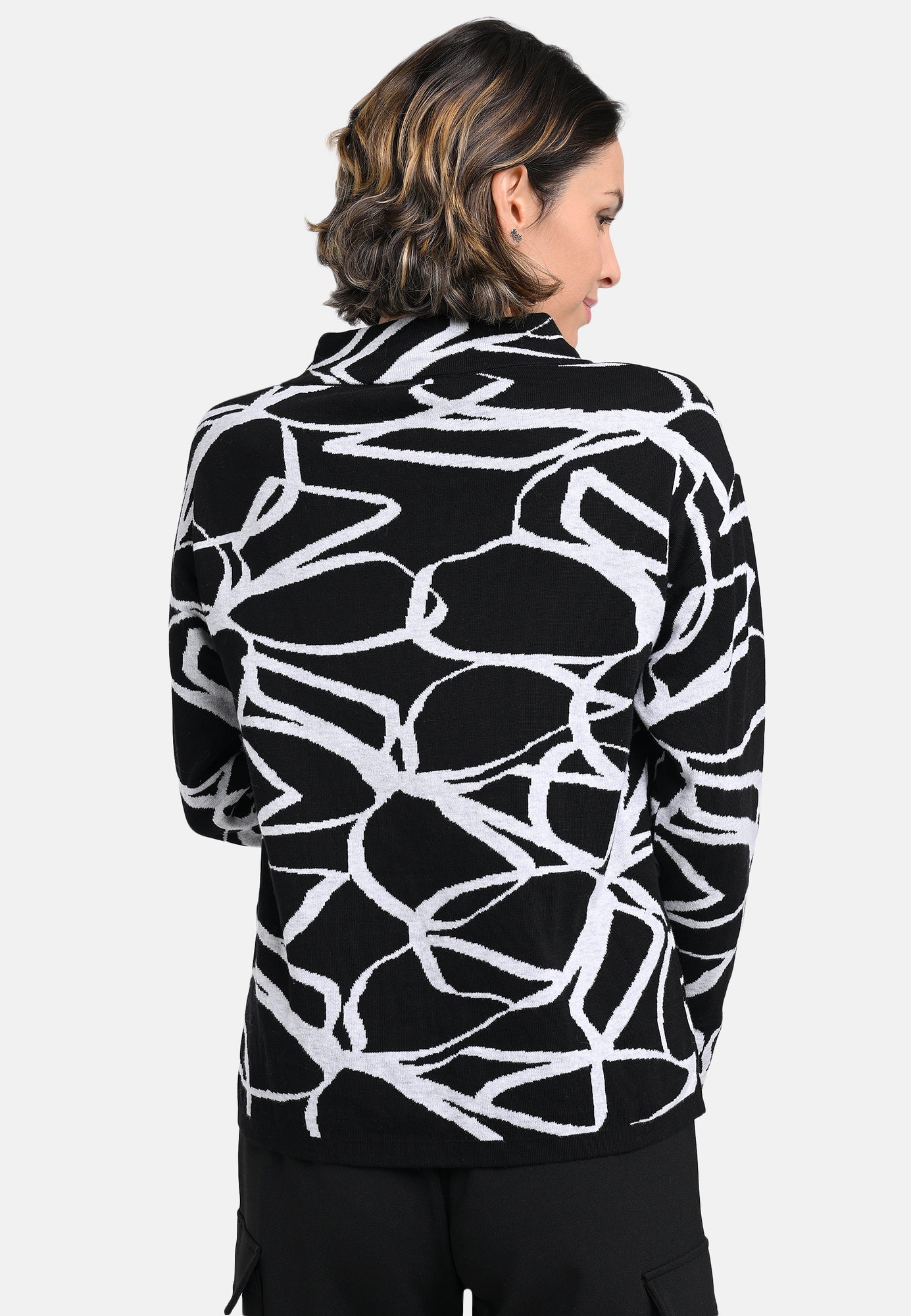 25729 Gebreide trui met jacquardpatroon in zwart/lichtgrijs