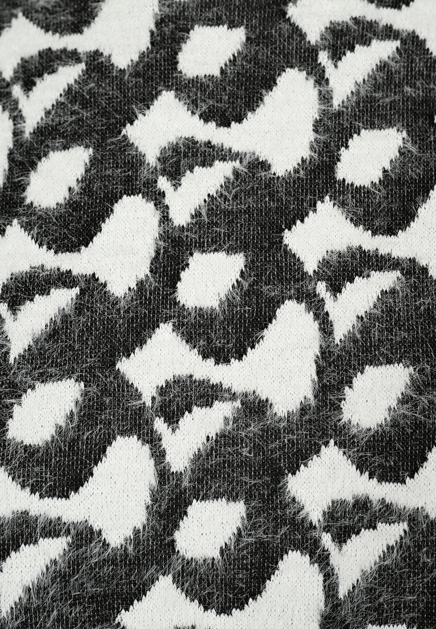 25811  Shirt mit grafischem Muster in Anthrazit/Weiß