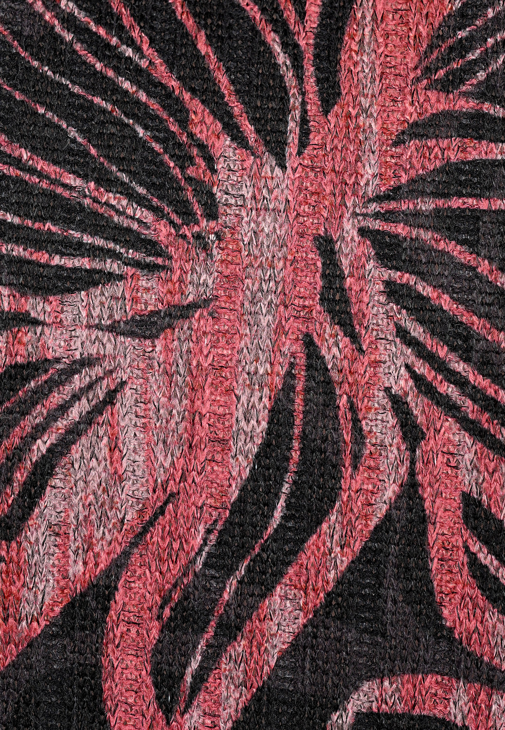 25814 Feinstrick-Shirt mit Blüten-Print in Schwarz/Braun