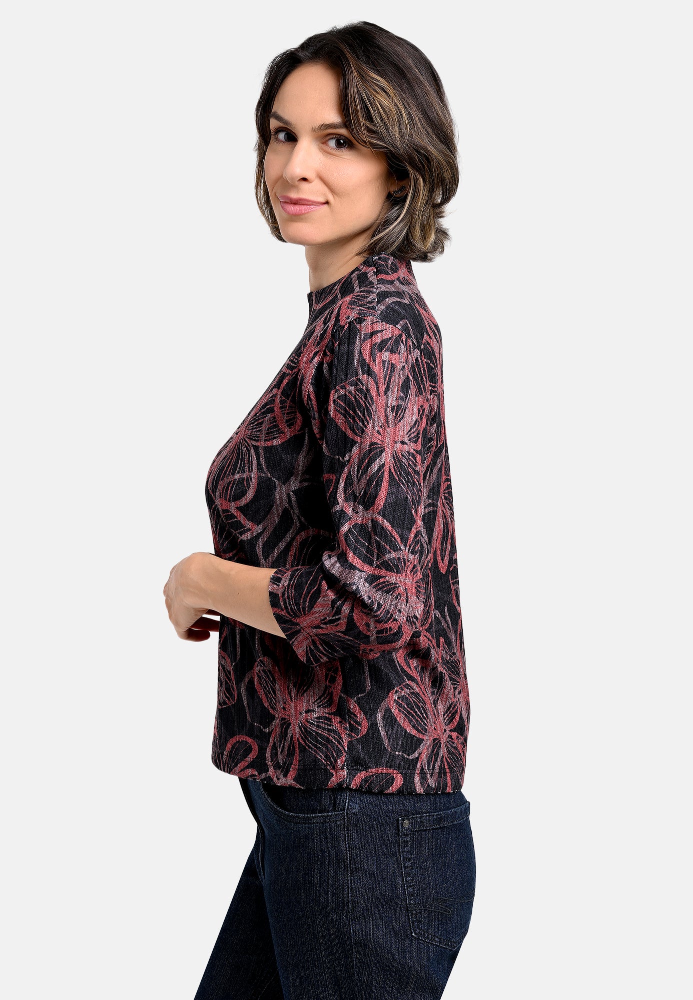 25814 Feinstrick-Shirt mit Blüten-Print in Schwarz/Braun