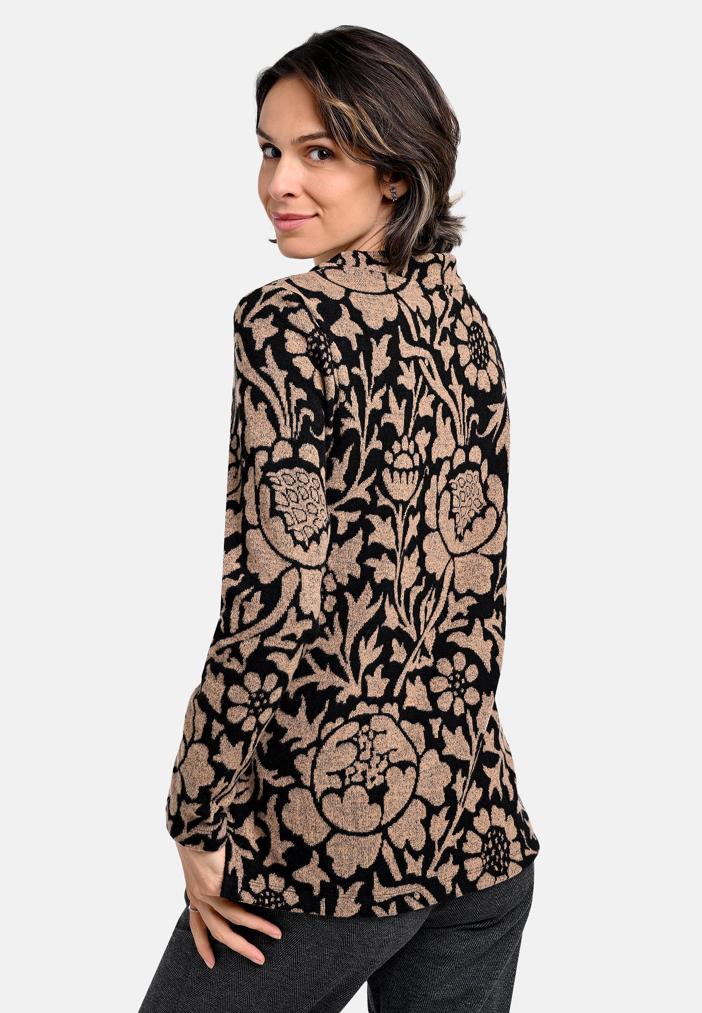 25816 Strick-Shirt mit Jacquard-Muster in Braun/Schwarz