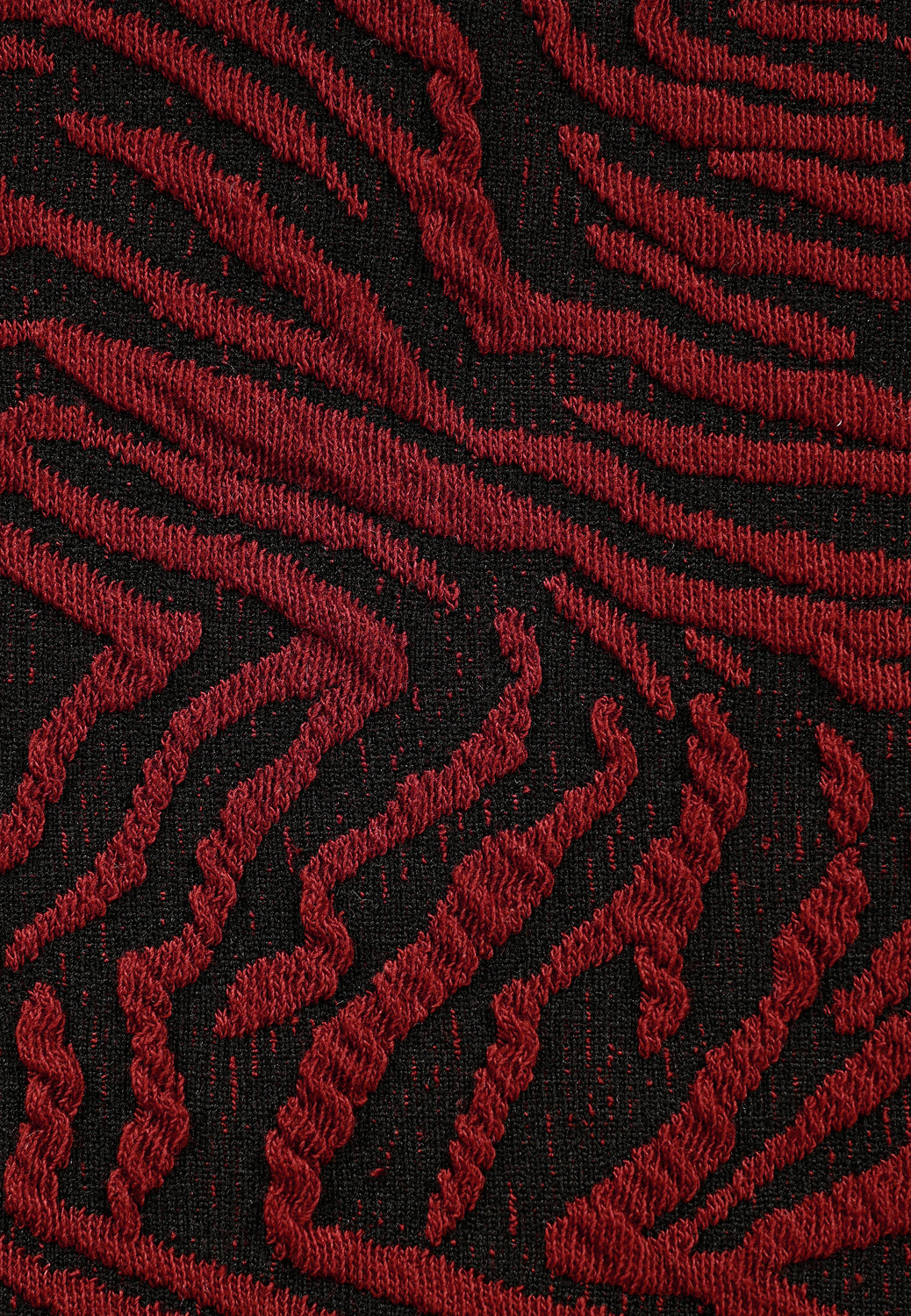 25822 Shirt mit Cloqué-Muster in Bordeaux/Schwarz