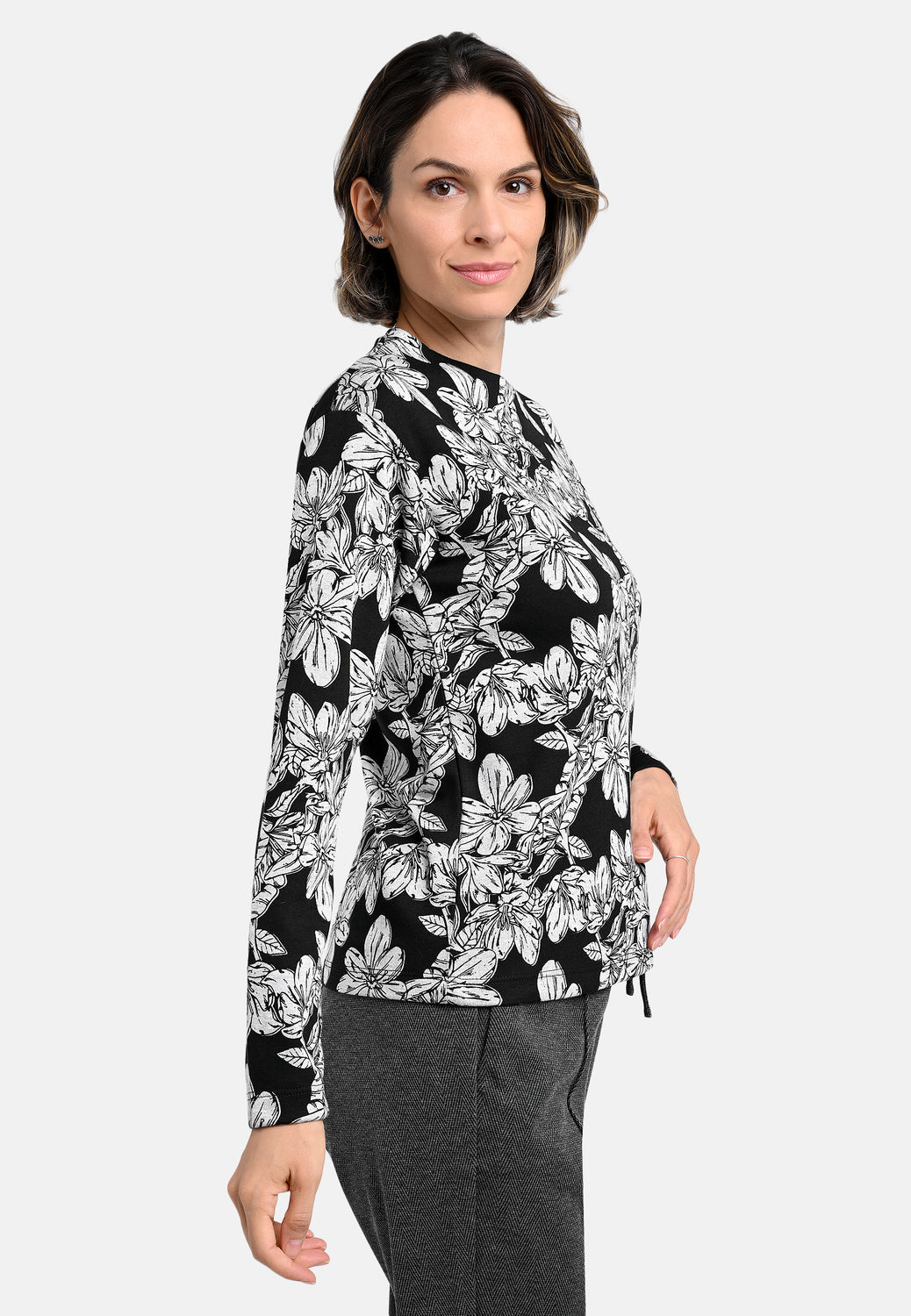 25824 Shirt mit Blüten-Print in Hellgrau/Schwarz