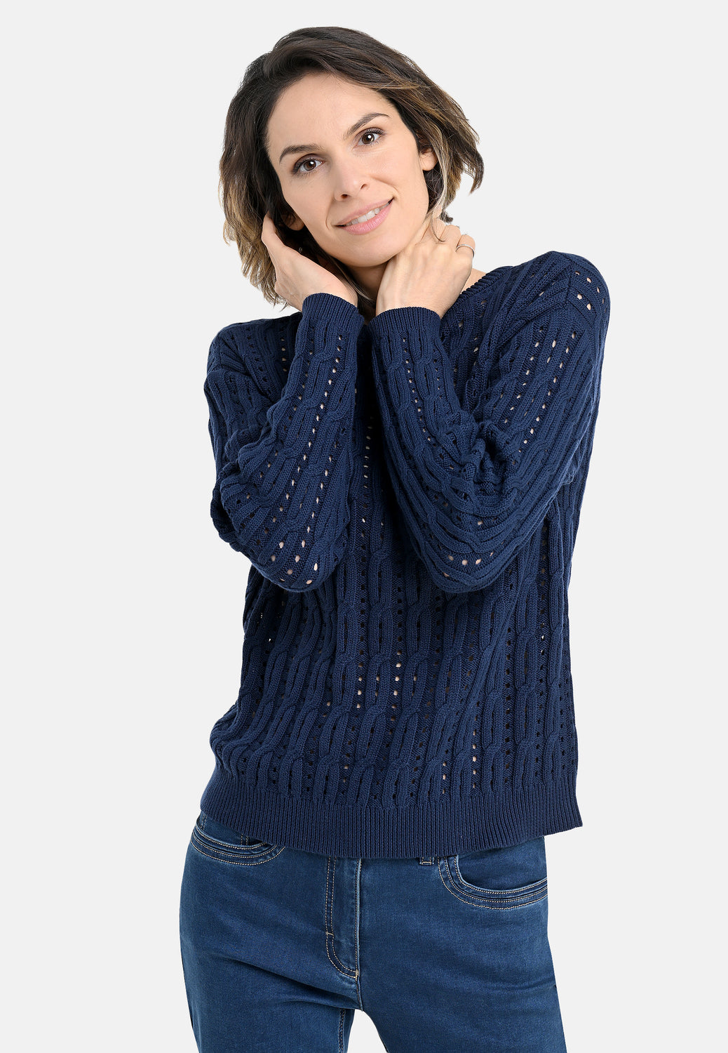 26122 Pullover Cables - 16/navy