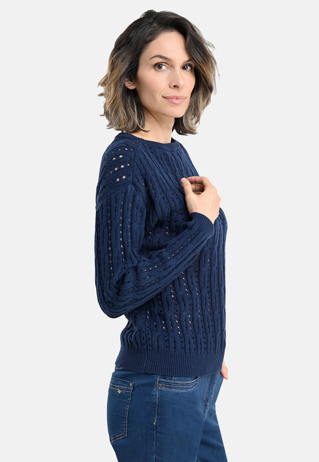 26122 Pullover Cables - 16/navy
