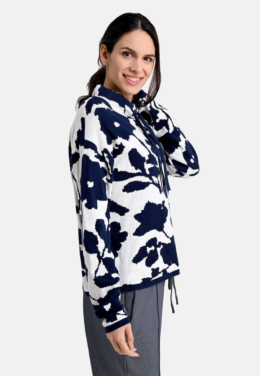 26125 Pullover Flowers - 16/navy-white